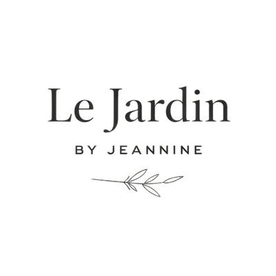 Le jardin by Jeannine